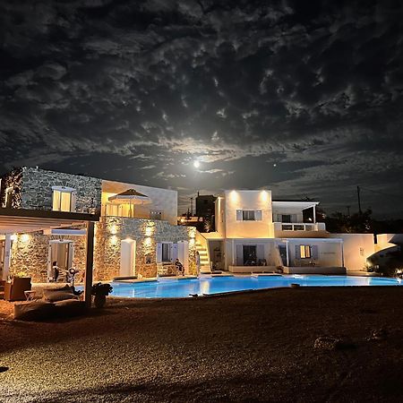 Blu Suites And Studios Adamantas  Buitenkant foto