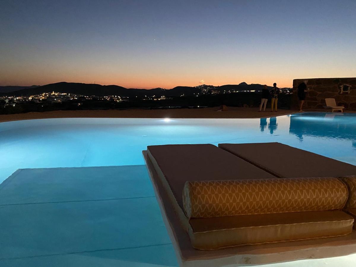 Blu Suites And Studios Adamantas  Buitenkant foto