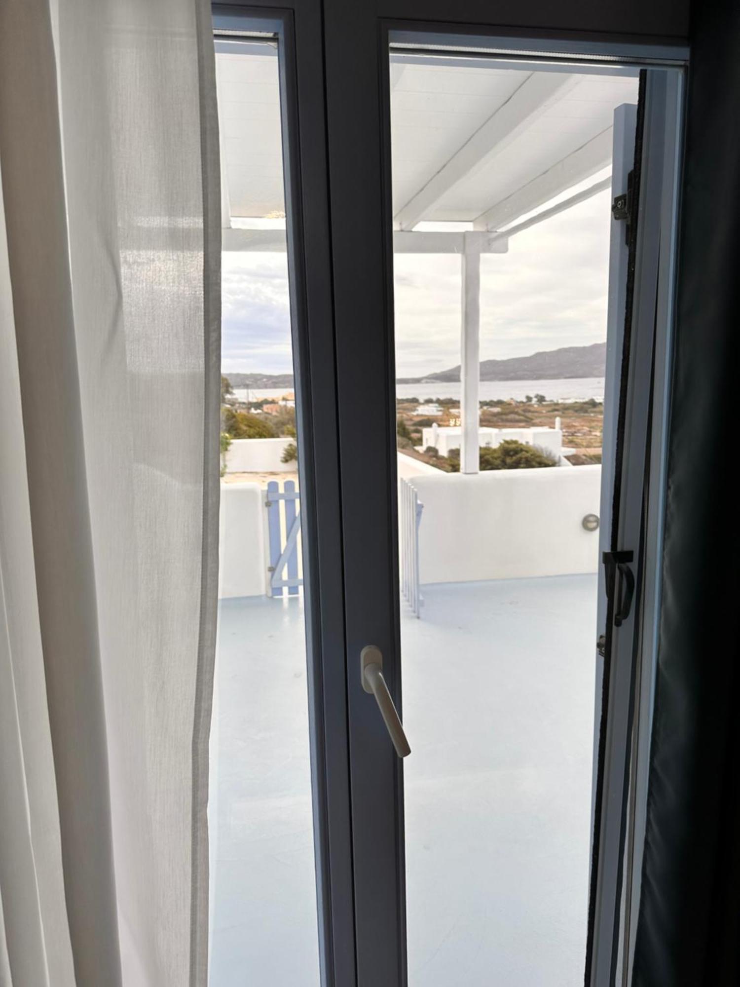 Blu Suites And Studios Adamantas  Buitenkant foto
