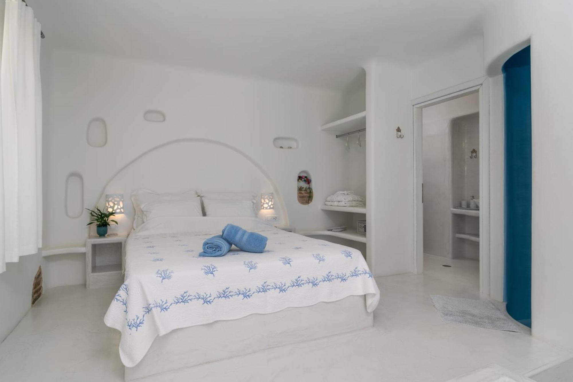 Blu Suites And Studios Adamantas  Buitenkant foto