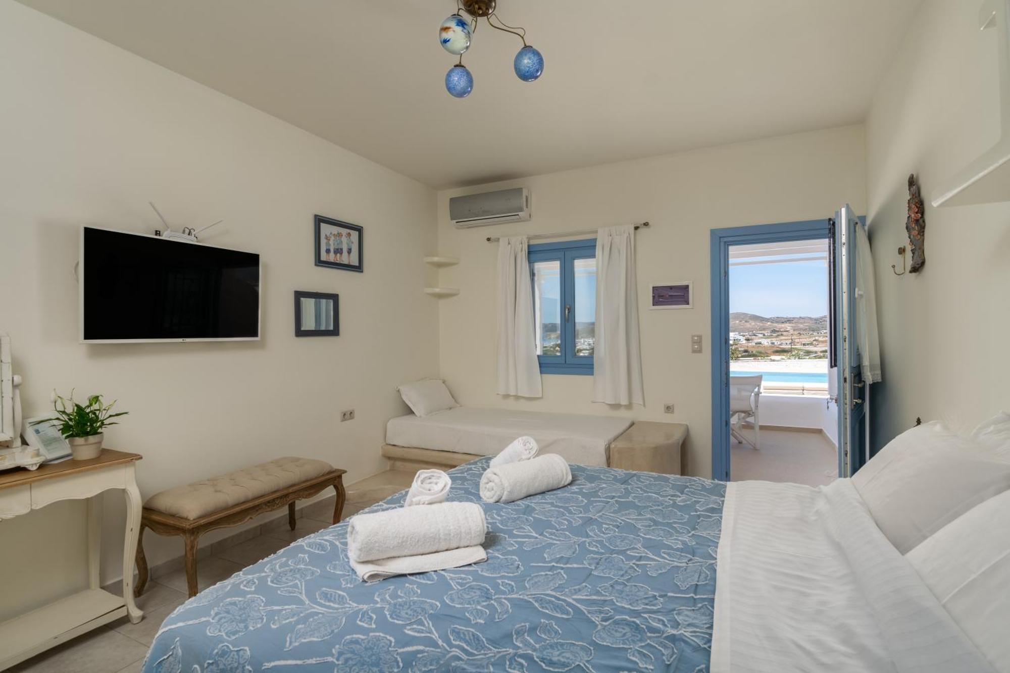 Blu Suites And Studios Adamantas  Buitenkant foto