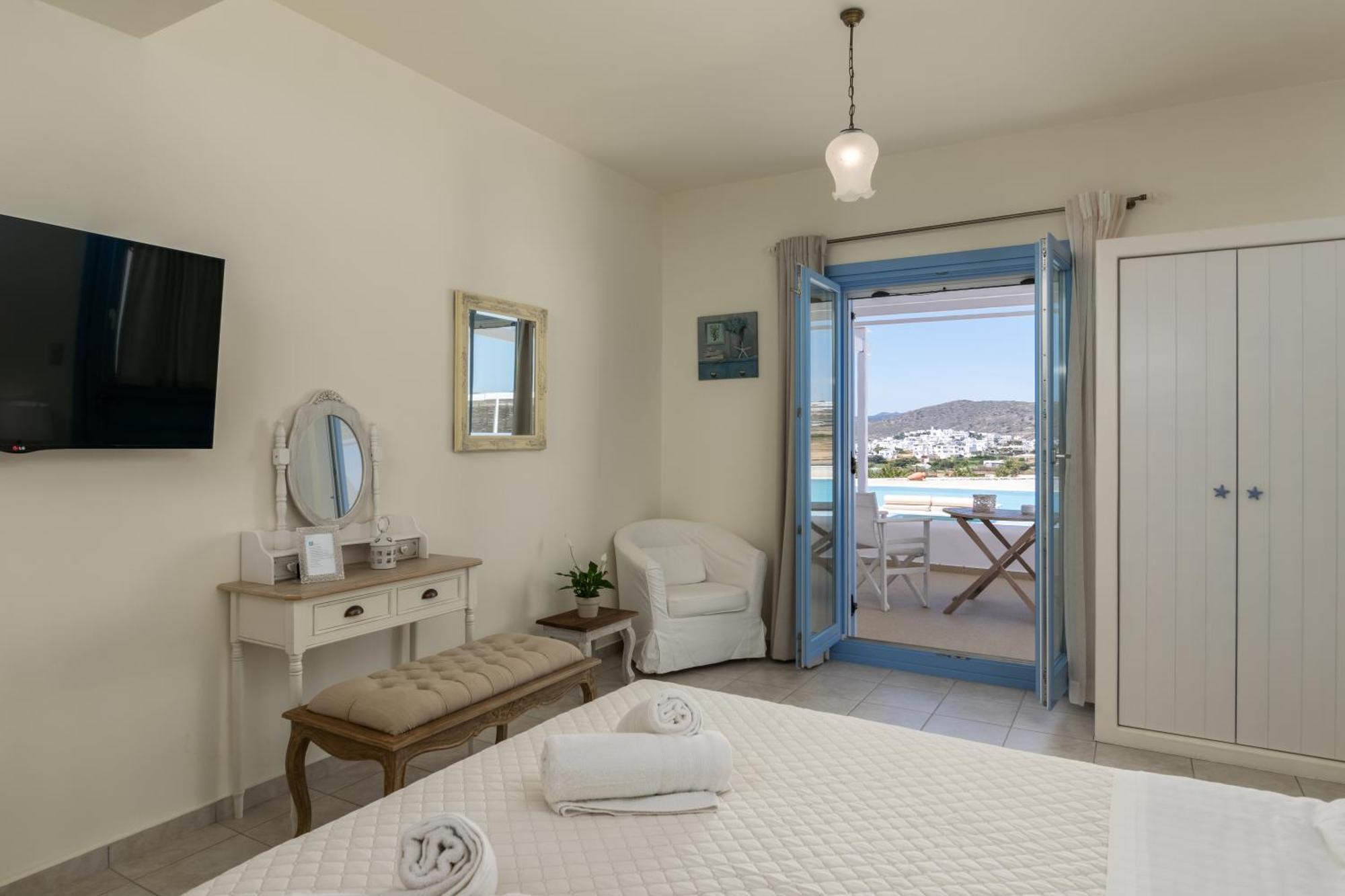 Blu Suites And Studios Adamantas  Buitenkant foto