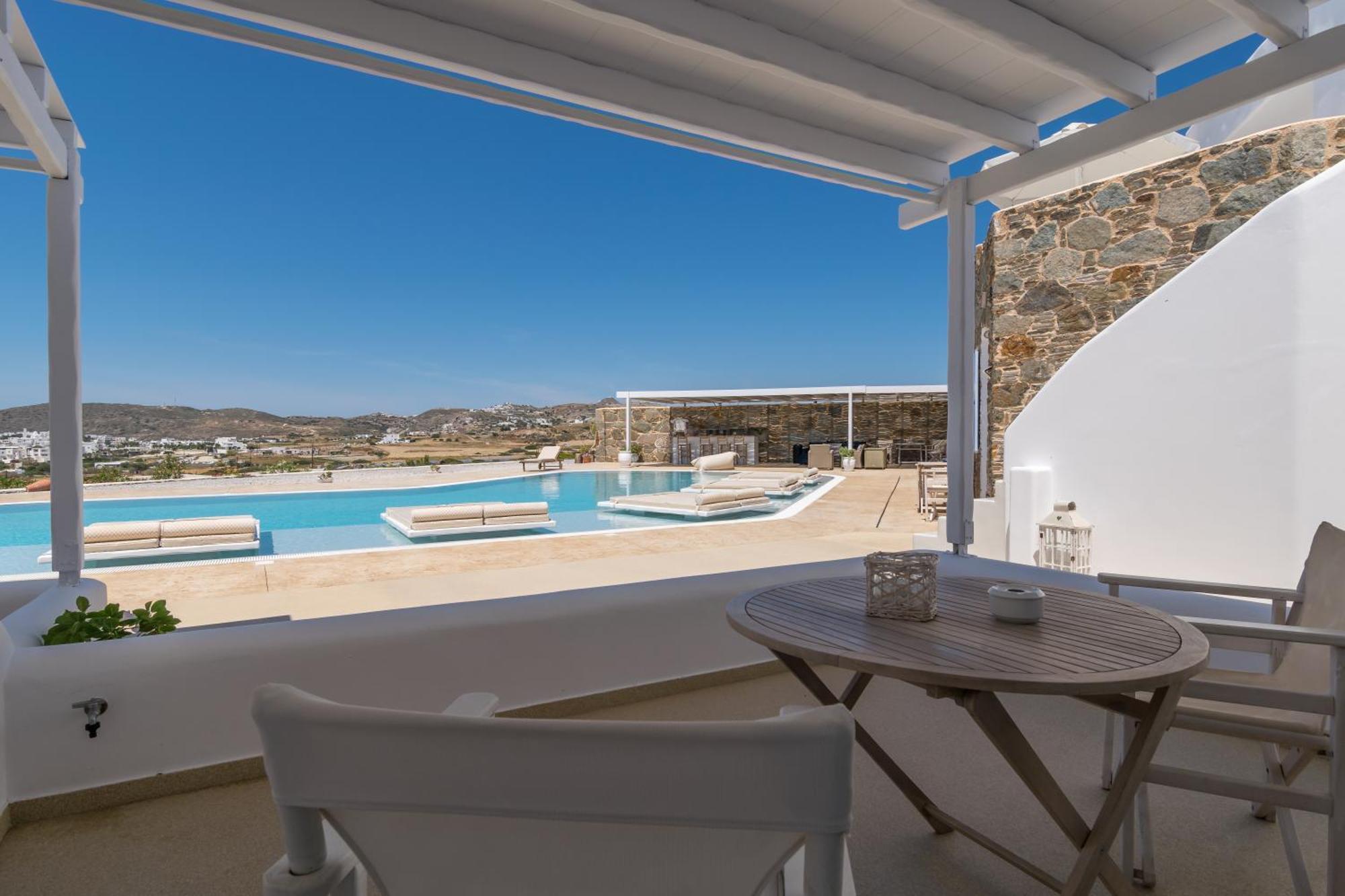 Blu Suites And Studios Adamantas  Buitenkant foto