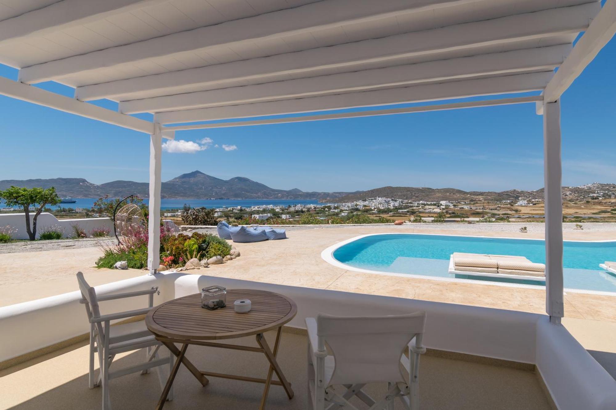 Blu Suites And Studios Adamantas  Buitenkant foto
